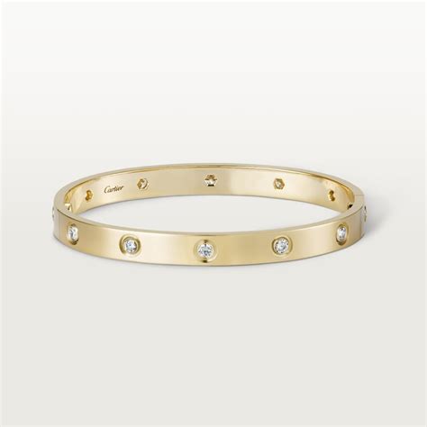 clover bracelet cartier price|cartier 10 diamond love bracelet.